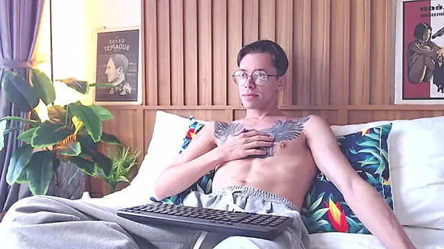 William Henry  online show from January 12, 5:56 am