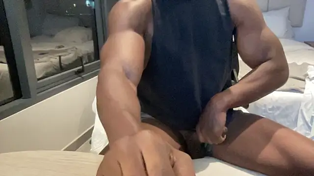 Snapshot of BodyandBBC chatting on January 11, 11:54 pm BodyandBBC online show from January 11, 11:54 pm