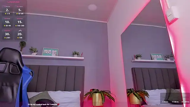 alessia leroy online show from October 31, 7:37 pm