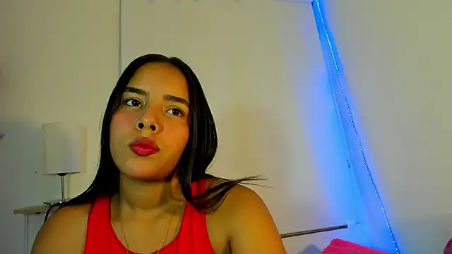 Roxy Stonee online show from December 2, 7:31 pm