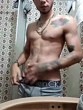 Snapshot of Niick01_ chatting on February 7, 3:12 am Niick01 online show from February 7, 3:12 am