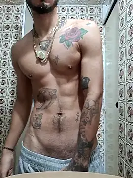 Snapshot of Niick01_ chatting on February 19, 12:44 pm Niick01 online show from February 19, 12:44 pm