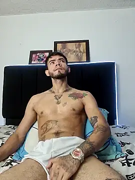 Snapshot of Niick01_ chatting on February 21, 4:59 pm Niick01 online show from February 21, 4:59 pm