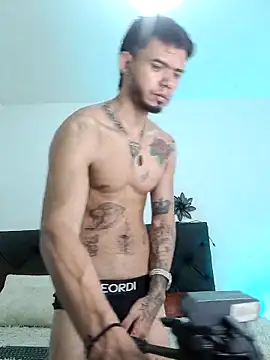 Snapshot of Niick01_ chatting on March 11, 2:51 pm Niick01 online show from March 11, 2:51 pm