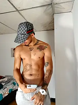 Snapshot of Niick01_ chatting on September 10, 5:13 pm Niick01 online show from September 10, 5:13 pm