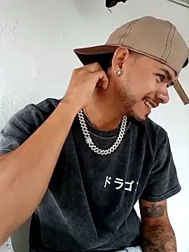 Snapshot of Niick01_ chatting on October 1, 7:42 pm Niick01 online show from October 1, 7:42 pm