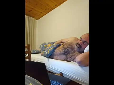 fuocovivo4 online show from March 4, 8:59 pm