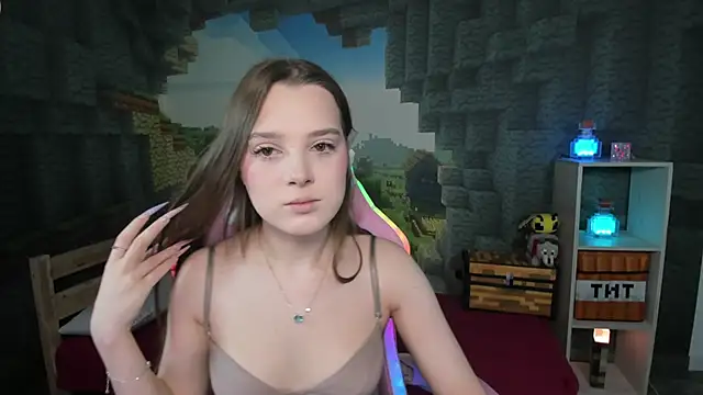 kaisajenner online show from November 9, 7:34 pm