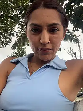 Sofiadelacruz online show from May 25, 7:53 pm
