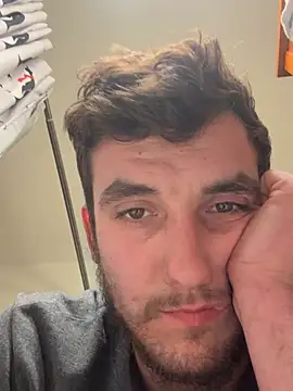 Snapshot of Codybugs0206 chatting on February 9, 1:11 am Codybugs0206 online show from February 9, 1:11 am