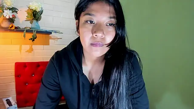 Snapshot of ScarletKray chatting on March 13, 1:32 am ScarletKray online show from March 13, 1:32 am