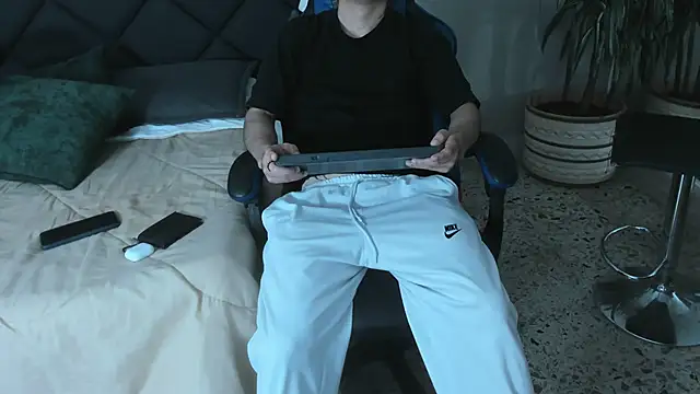 roan birkin online show from February 28, 7:37 pm