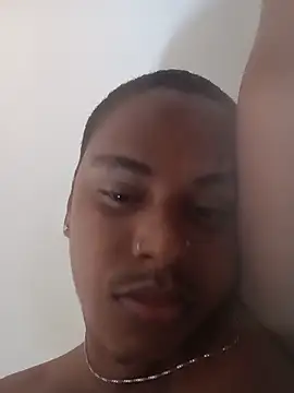 Snapshot of ONegodoce25 chatting on June 11, 5:22 pm ONegodoce25 online show from June 11, 5:22 pm