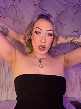 Lally Valencia   online show from February 4, 9:59 am