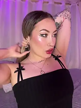 Lally Valencia   online show from June 5, 5:25 am