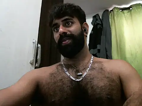 Snapshot of indianhairybull chatting on March 21, 4:17 am indianhairybull online show from March 21, 4:17 am