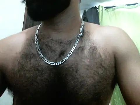 Snapshot of indianhairybull chatting on September 9, 4:56 am indianhairybull online show from September 9, 4:56 am