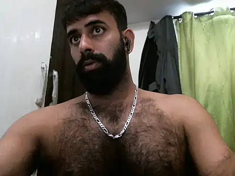 Snapshot of indianhairybull chatting on November 1, 5:09 am indianhairybull online show from November 1, 5:09 am