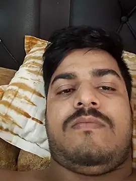 Snapshot of sethgamble000777 chatting on March 5, 6:33 am sethgamble000777 online show from March 5, 6:33 am