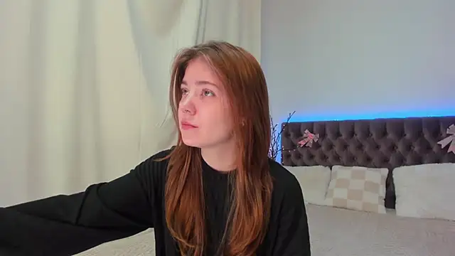 Snapshot of Ella_Mayers chatting on February 28, 9:12 pm Ella Mayers online show from February 28, 9:12 pm