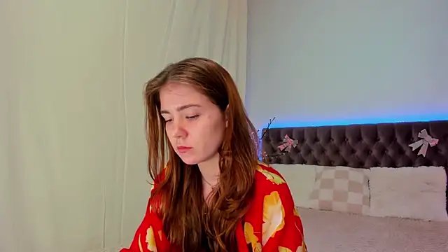 Snapshot of Ella_Mayers chatting on March 9, 3:54 am Ella Mayers online show from March 9, 3:54 am