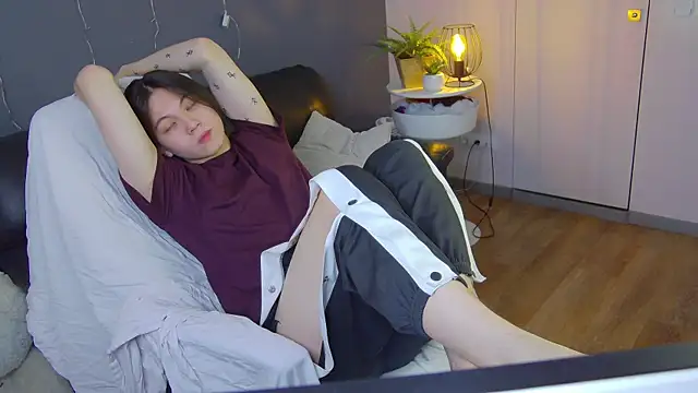 Snapshot of just_gay_ chatting on February 1, 5:05 pm just gay  online show from February 1, 5:05 pm