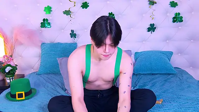 Snapshot of just_gay_ chatting on March 16, 2:00 pm just gay  online show from March 16, 2:00 pm