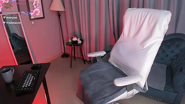 Dafne 00 online show from May 23, 12:53 pm