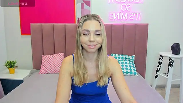 TessaAdorable online show from November 9, 1:26 am