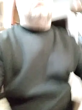 NAvoglia online show from December 22, 9:56 pm