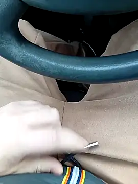 NAvoglia online show from February 4, 2:45 pm