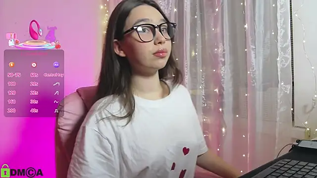 Snapshot of Arianahot777 chatting on October 10, 8:30 pm Arianahot777 online show from October 10, 8:30 pm