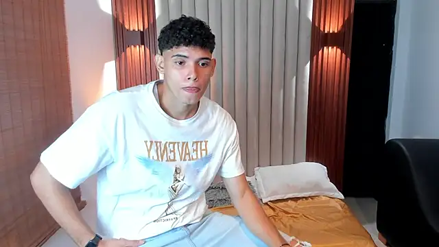 Justin mack online show from February 14, 2:33 pm