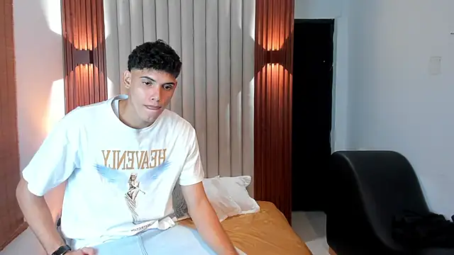 Justin mack online show from February 14, 5:46 pm