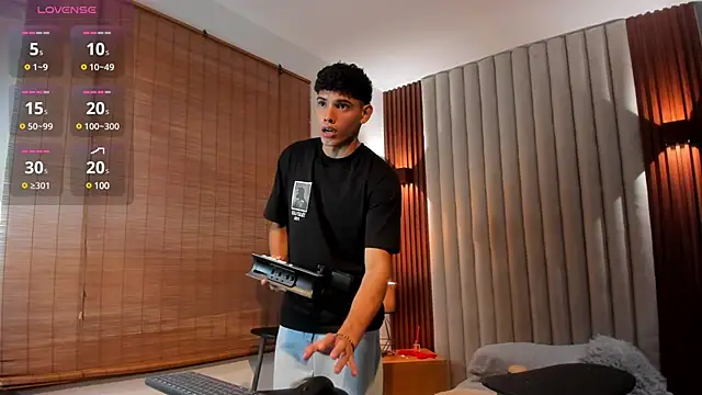 Justin mack online show from March 11, 12:06 pm