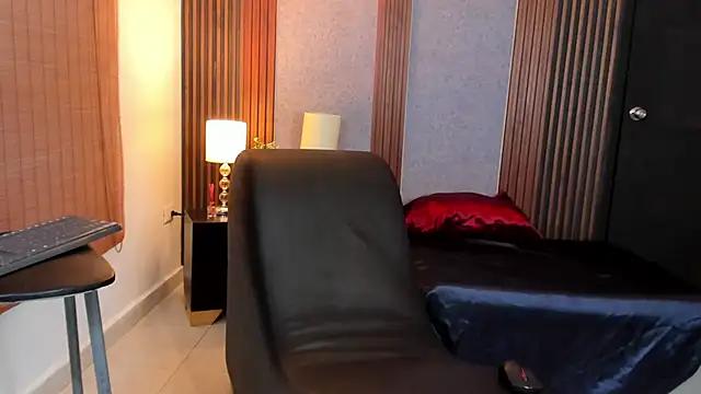 Justin mack online show from March 13, 6:01 pm