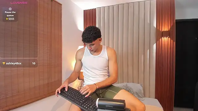 Justin mack online show from March 15, 3:16 pm