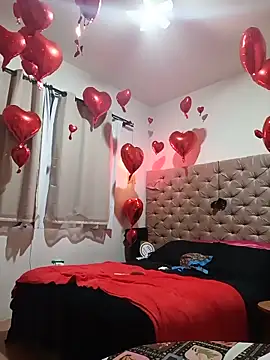 Snapshot of Pantaneirasexy chatting on June 5, 3:29 pm Pantaneirasexy online show from June 5, 3:29 pm