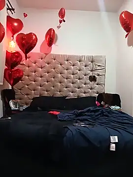 Snapshot of Pantaneirasexy chatting on June 9, 10:54 pm Pantaneirasexy online show from June 9, 10:54 pm