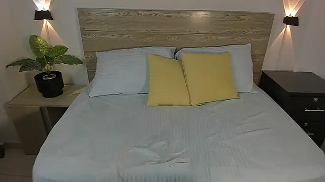 dalila harris online show from March 7, 10:21 pm