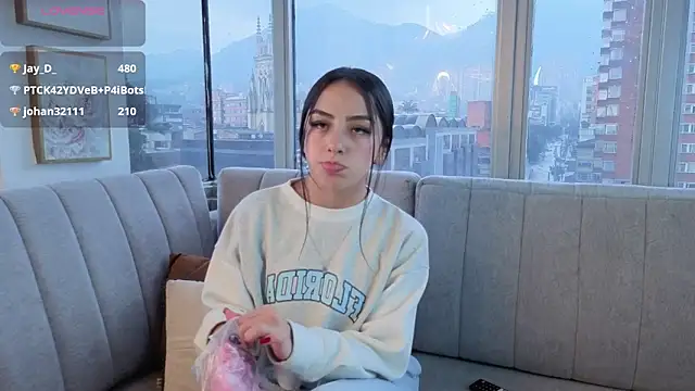 Daphne chers online show from March 25, 8:04 pm