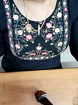 Tamil Radha online show from October 27, 5:39 pm