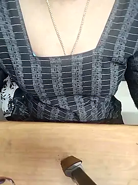 Tamil Radha online show from November 2, 6:10 pm