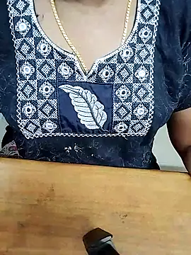 Tamil Radha online show from December 17, 5:46 am