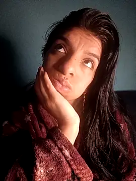 Ariell Kieran online show from December 19, 11:34 pm