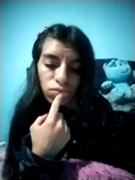 Snapshot of Ariell_Kieran chatting on March 13, 2:40 am Ariell Kieran online show from March 13, 2:40 am