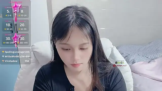 xunian71O online show from February 24, 4:05 am