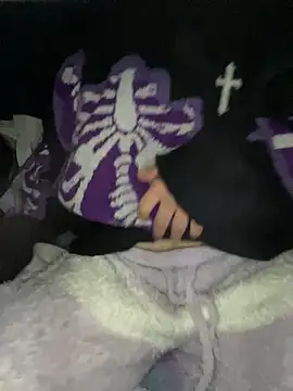 Snapshot of PINO_pino_01 chatting on January 7, 11:18 pm PINO pino 01 online show from January 7, 11:18 pm