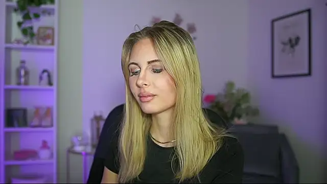 catecrago  online show from February 25, 4:53 pm