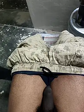 Snapshot of omni_333 chatting on February 2, 11:03 pm omni 333 online show from February 2, 11:03 pm